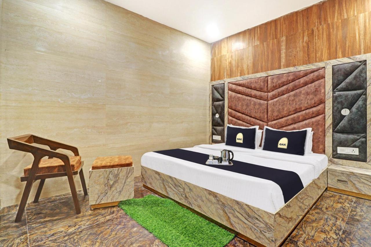 Townhouse Oak Pooth Haveli デリー エクステリア 写真